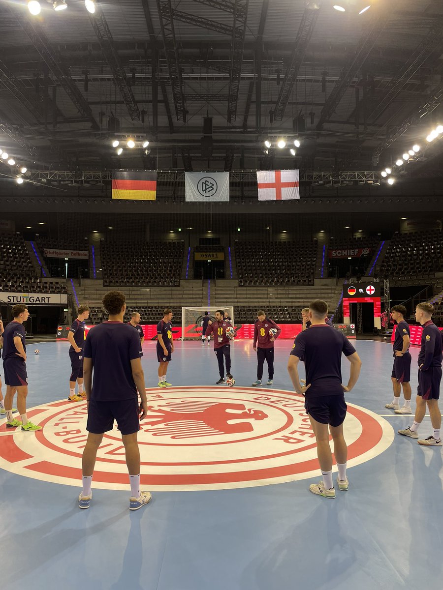 England Futsal tweet media