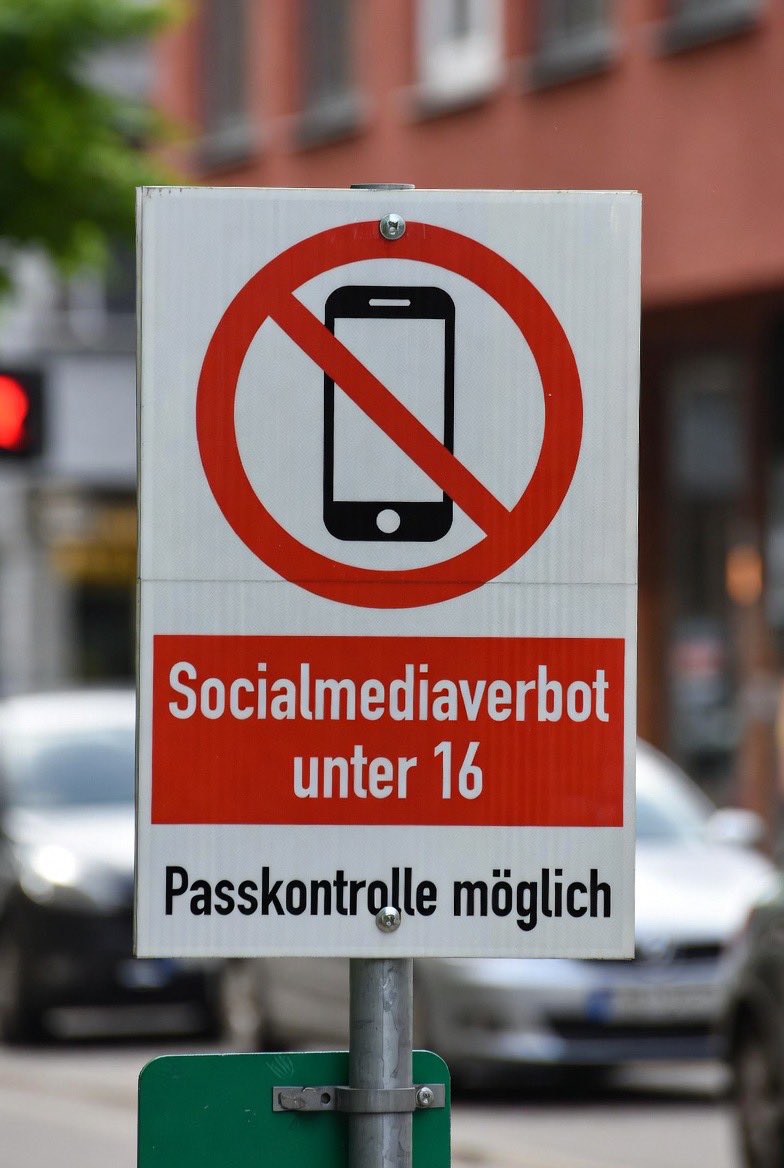 Die CDU plant, genauso wie Spanien und viele andere Länder ein Socialmediaverbot für unter 16-jährige! Um das durchzusetzen, wird es vonnöten sein sich bei der Nutzung von Facebook, Instagram, Snapchat, X, YouTube usw. zu verifizieren!!!

Es wird kommen! Und es wird der Anfang