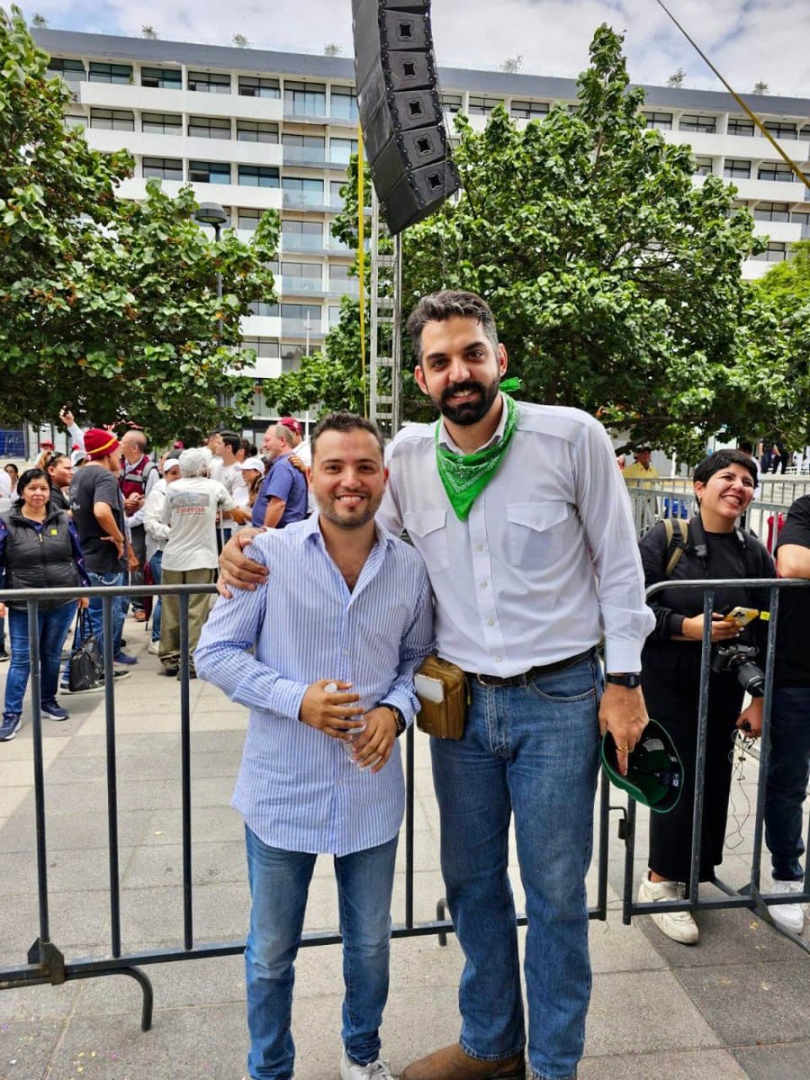 rthur013's tweet image. Ahorita TODOS van a salir a negra al Alcalde de Tequila Jalisco
😂😂😂😂😂😂😂😂😂😂😂😂

* Guarden este Twit