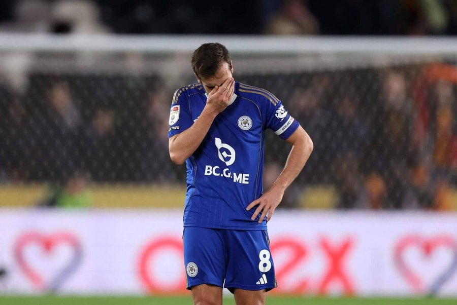 Second Tier podcast tweet media