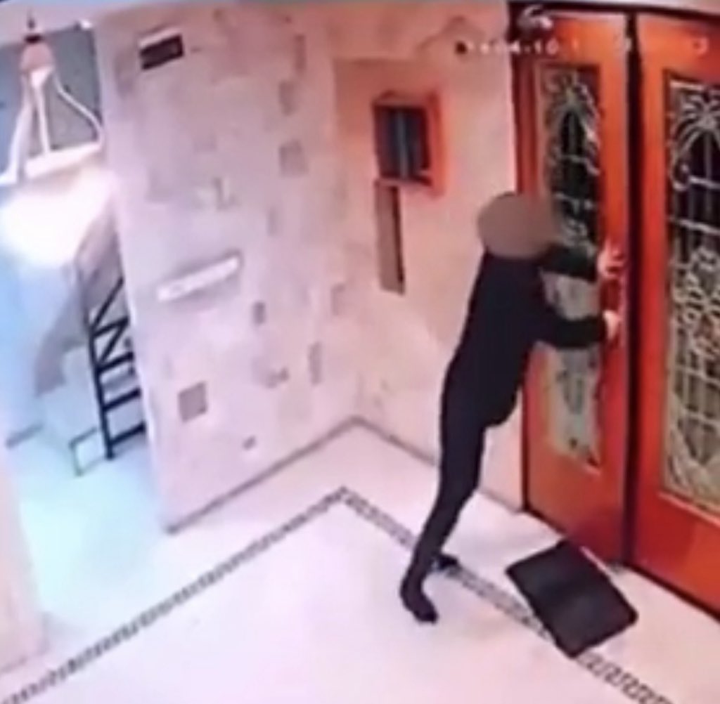 𓄂✺ محله امید 🜲 tweet media