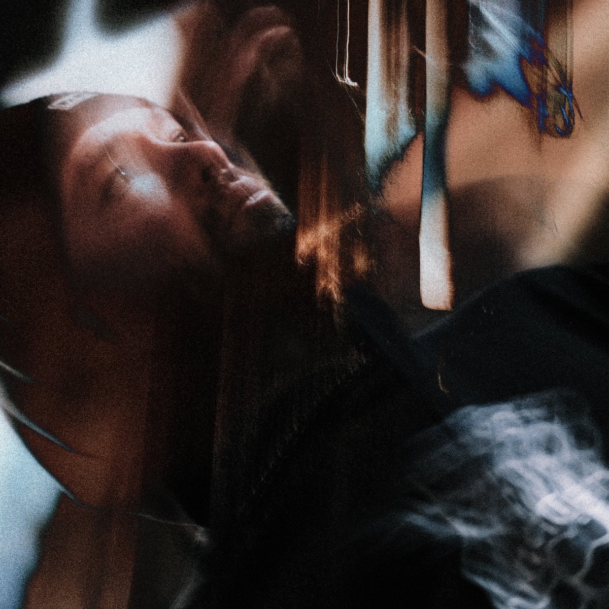 ma première track "doja" en collab avec redstain est dispo sur soundcloud! hâte d’avoir vos retours la team 🤘