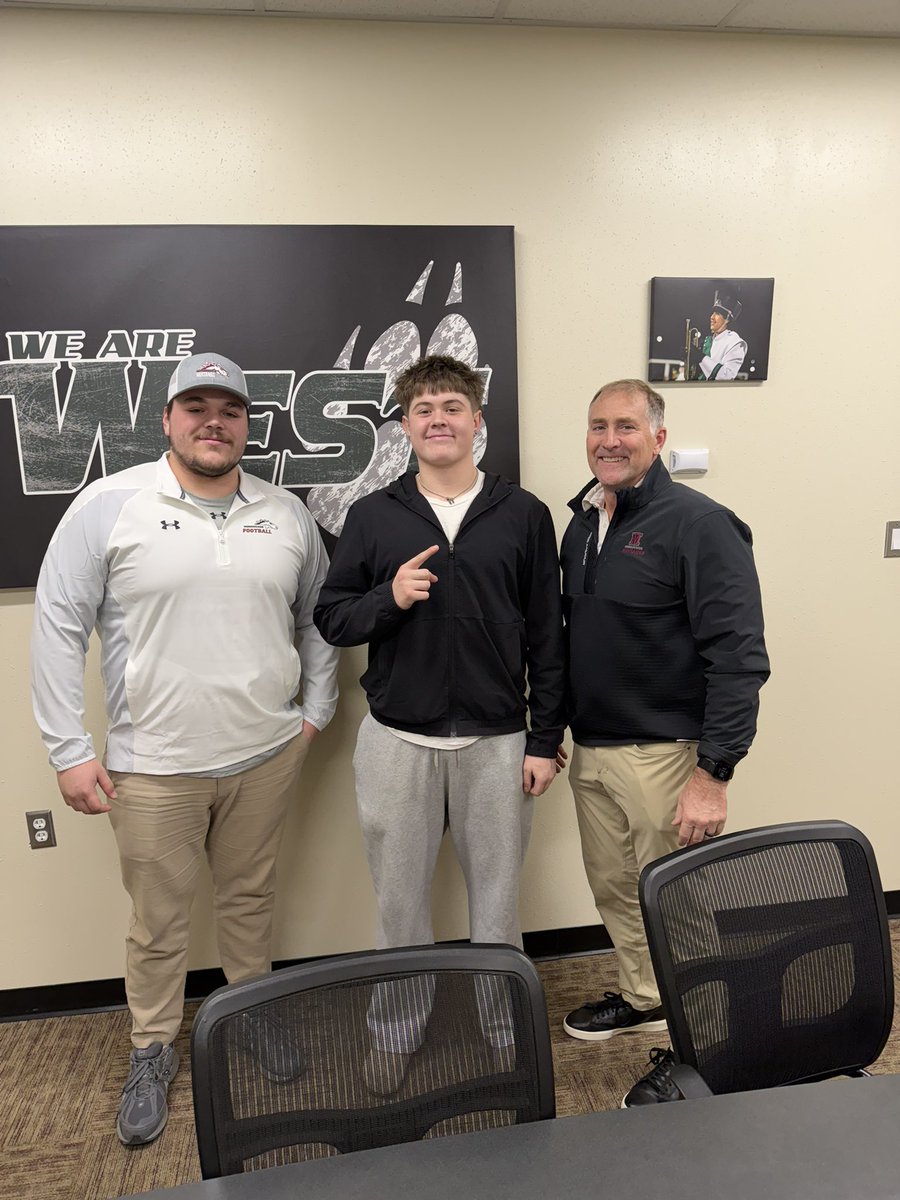 Thank you coach Steve Ryan for coming to see me #agtg 
<a href="/MsideFball/">Steve Ryan</a> 
#rollstangs