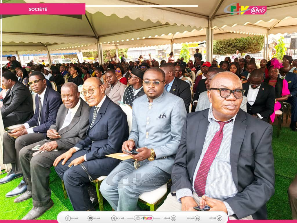 CRTV_web's tweet image. La cérémonie de présentation des vœux au ministre de la Communication, René Emmanuel Sadi, a mobilisé les acteurs des médias nationaux et internationaux, ce 5 février à Yaoundé.

#Cameroun
#Mincom