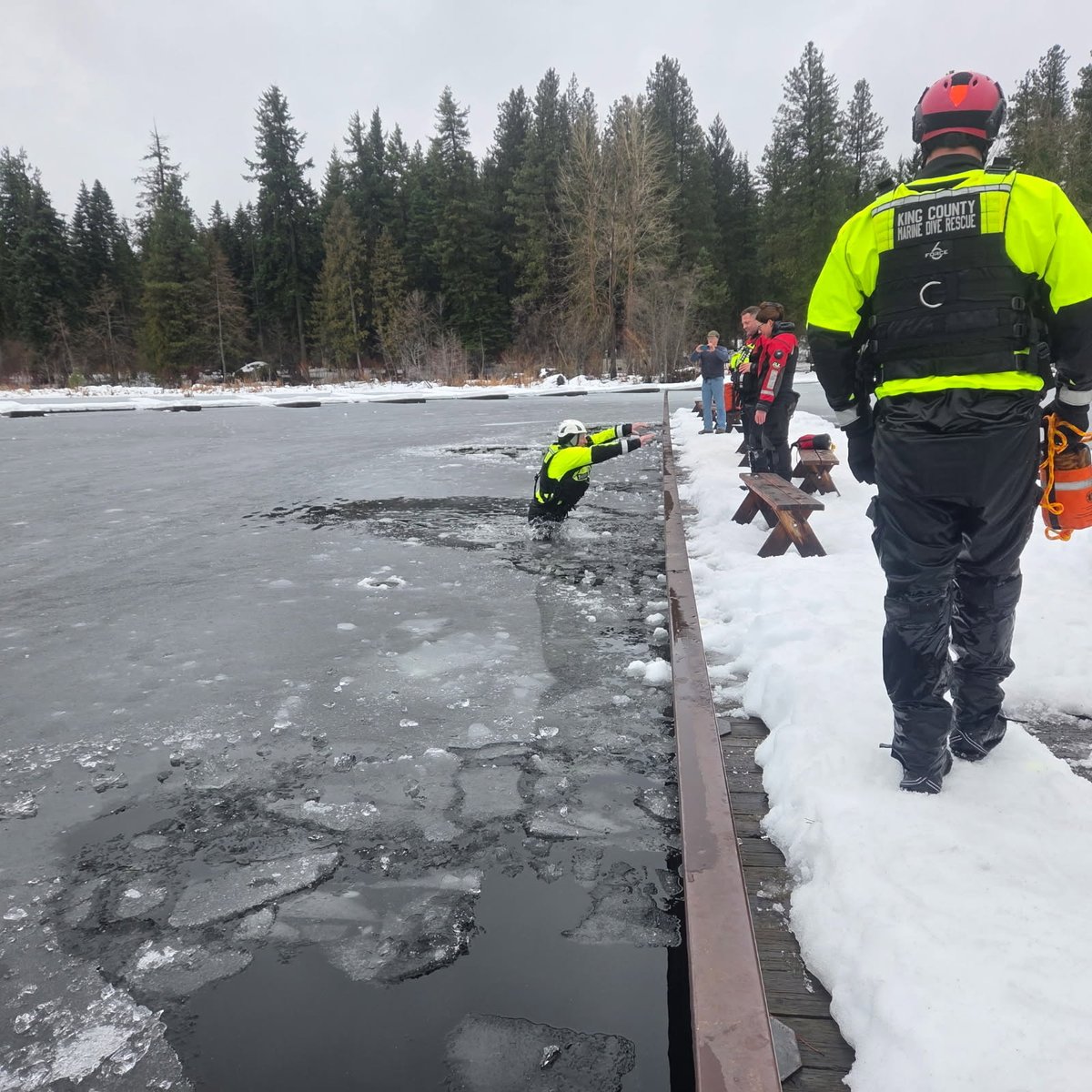 Mercer Island Police tweet media