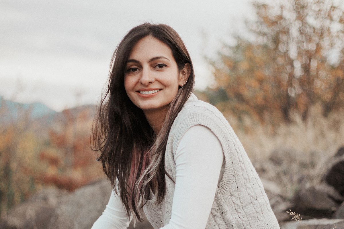 CRSNG_NSERC's tweet photo. đ
Ana Isabel Sarkis Fernandez a la ferme conviction que la construction dâinfrastructures rĂ©silientes va de pair avec la crĂ©ation de communautĂ©s inclusives.
Apprenez-en plus sur sa recherche @UBCOSOE.
â¶ïž https://t.co/Ckpru6YLlf
#FemmesEnScience #FillesEnScience
@CCUNESCO https://t.co/y8ujZaZlXm