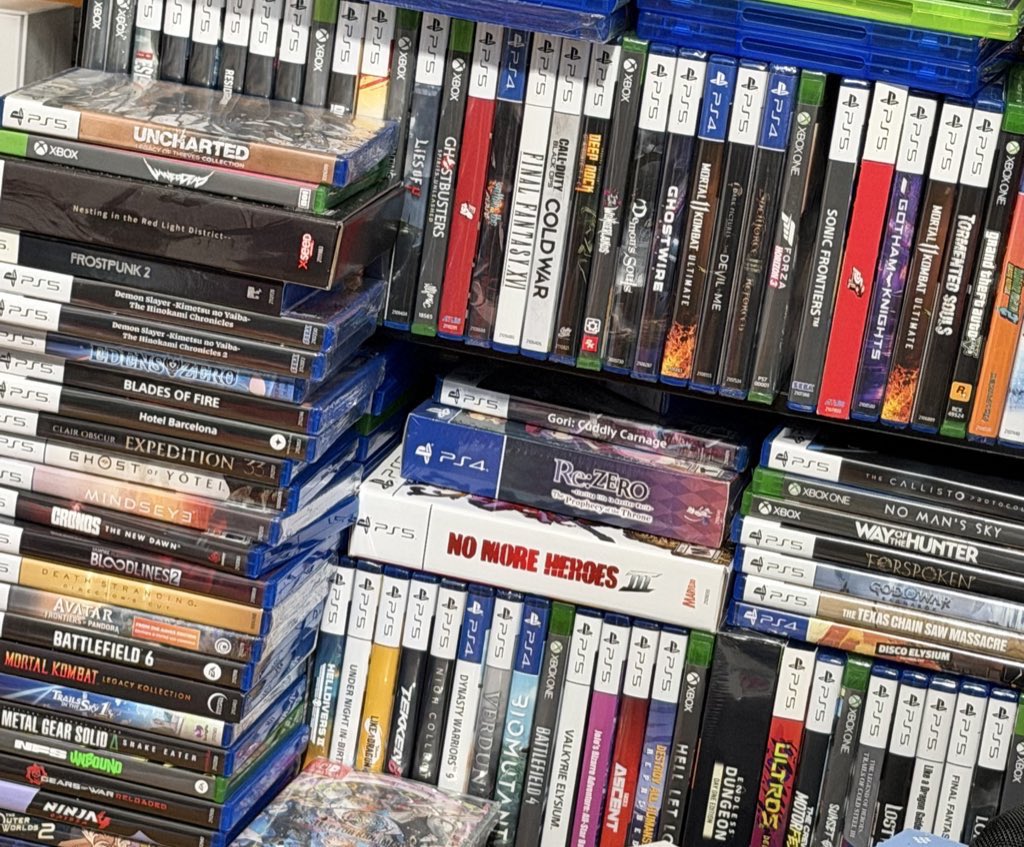 They’re always spreading hate on everything that releases, but their game collections don’t even look like this because they’re never satisfied. They’re constantly saturating themselves with negativity in the gaming community. #PlayStation5 #GamingCommunity #gamers #XboxSeriesX