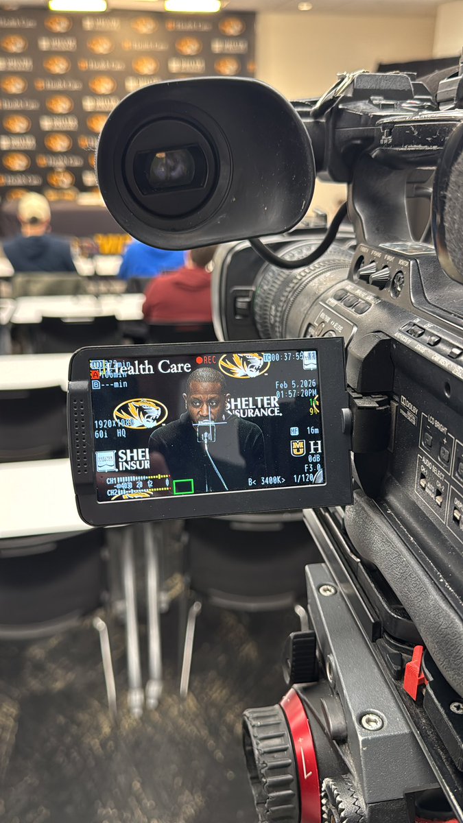 Collin Anderson tweet media