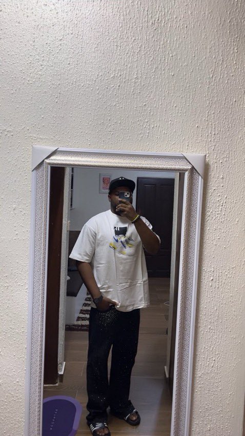 Olumisparrow tweet media