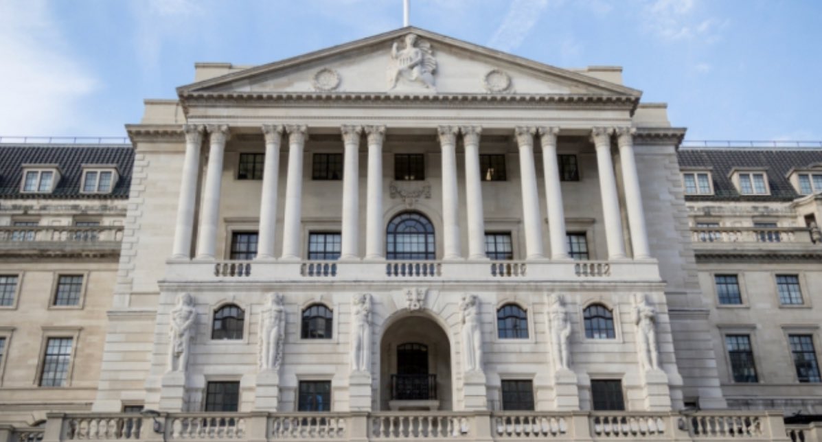 Bank of England keeps rates at 3.75% amid steady market conditions.
Four MPC members voted for a cut to 3.5%, reflecting a closer-than-expected split in the committee.