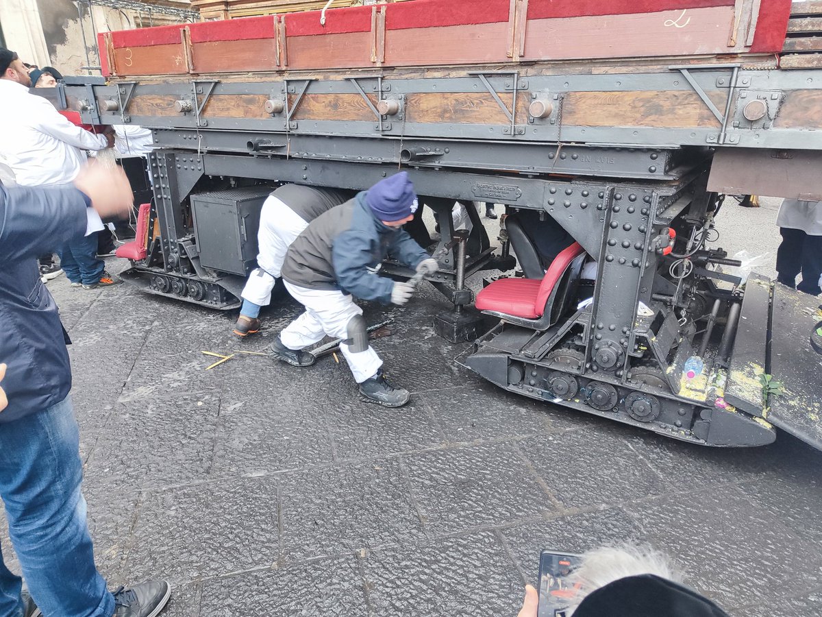 Girare il fercolo non è per tutti #unnieasanta