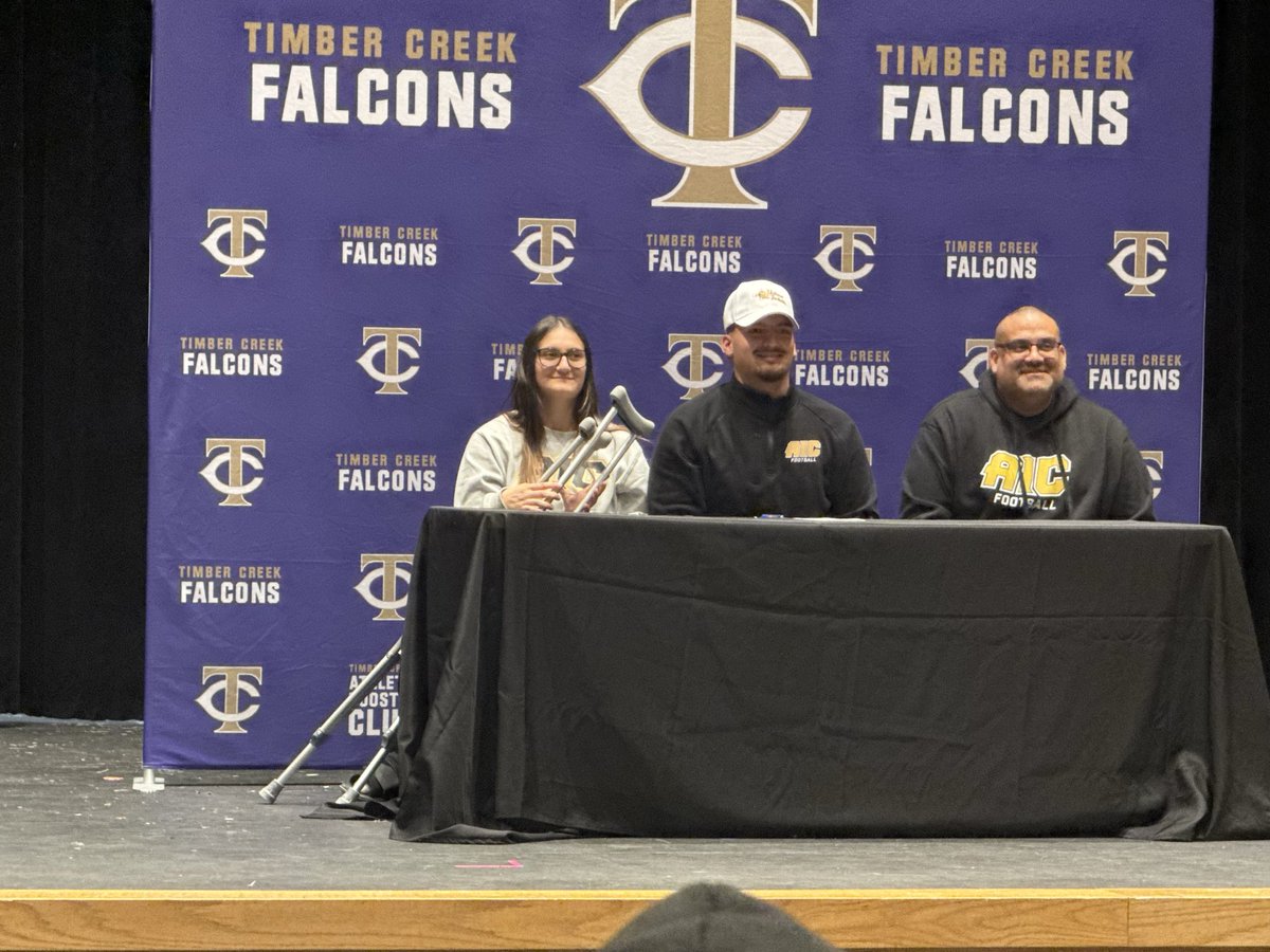 TCHSFootball's tweet image. Yesterday, these football players committed to continue their athletic and academic pursuits at the next level. We are so proud of them!

Colin Vega-American international 
Jacob McCandless-Texas Wesleyan 
Kaden Keiser-A&amp;amp;M Texarkana
#TCOD
@coachkaehn 
@KISDAthletics