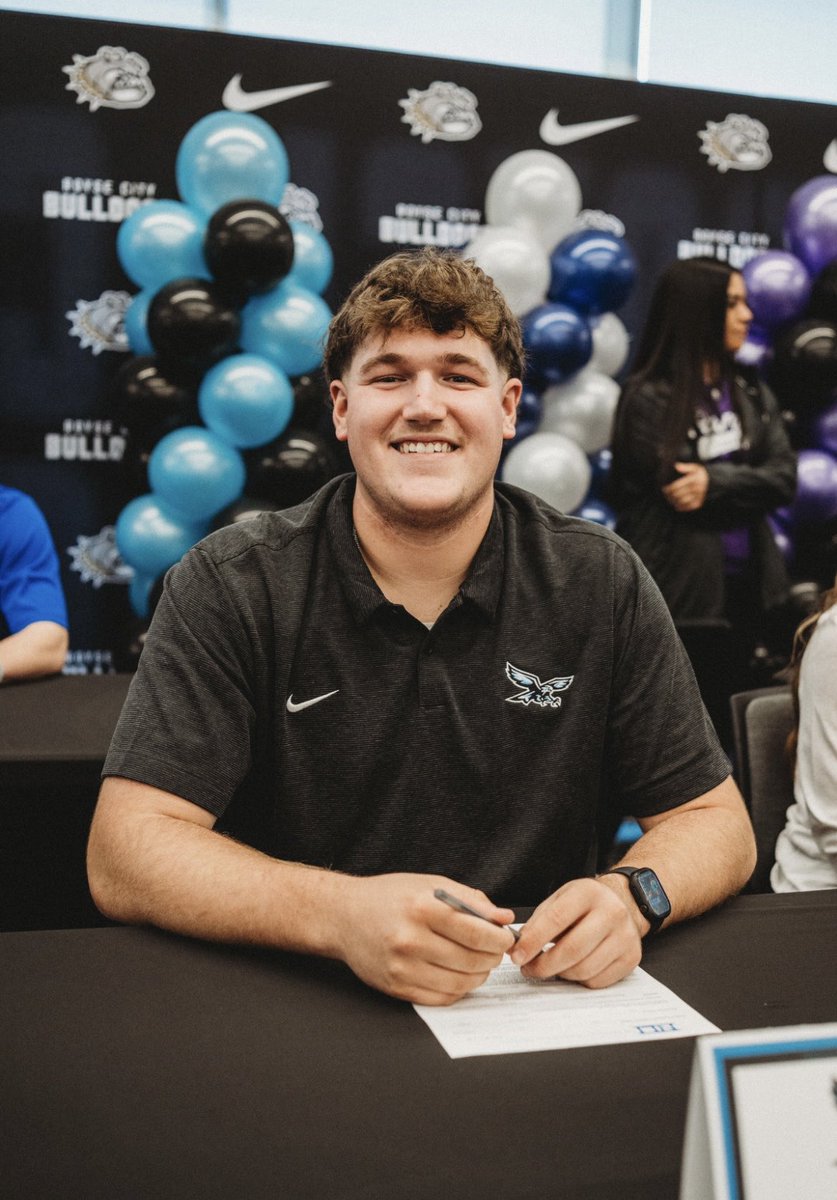 RCHSBaseball tweet media