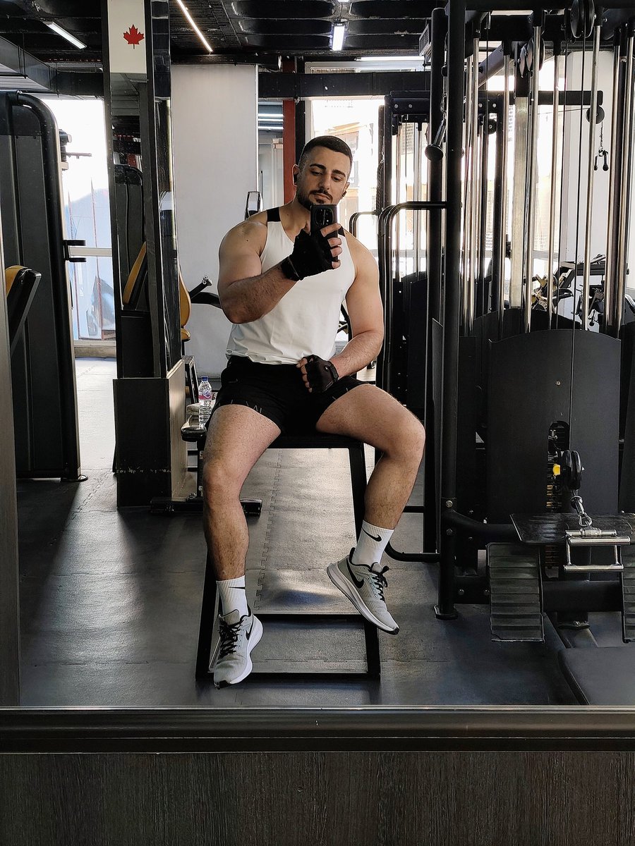 AwadAlyoussef's tweet image. Thank you twitter for always giving me #gymselfies ideas 😀