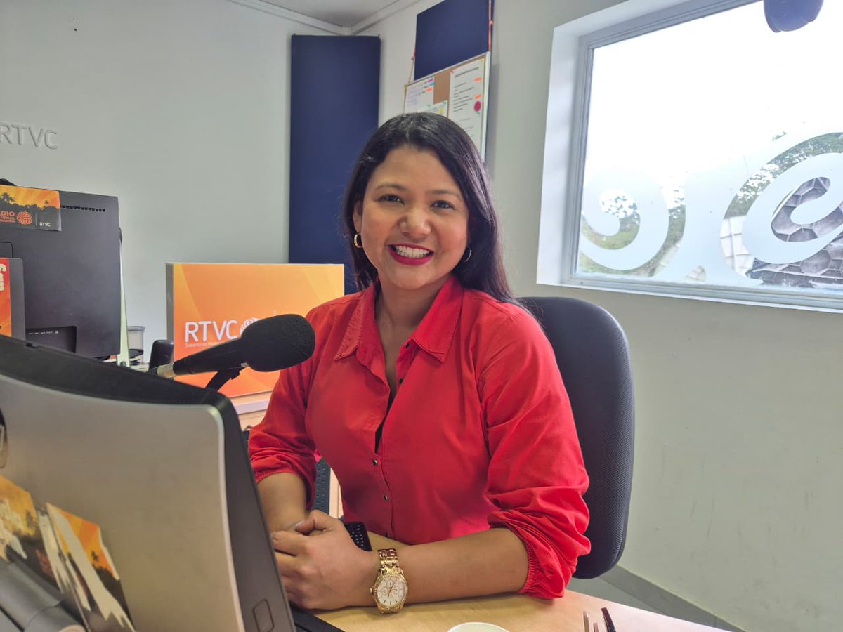 #Regiones📻En San Andrés 99.5 FM, la secretaria de la UNGRD,Giselle Mansang, da las recomendaciones a tener en cuenta en el Archipiélago sobre el frente frio que por estos días afecta la isla.🌧️