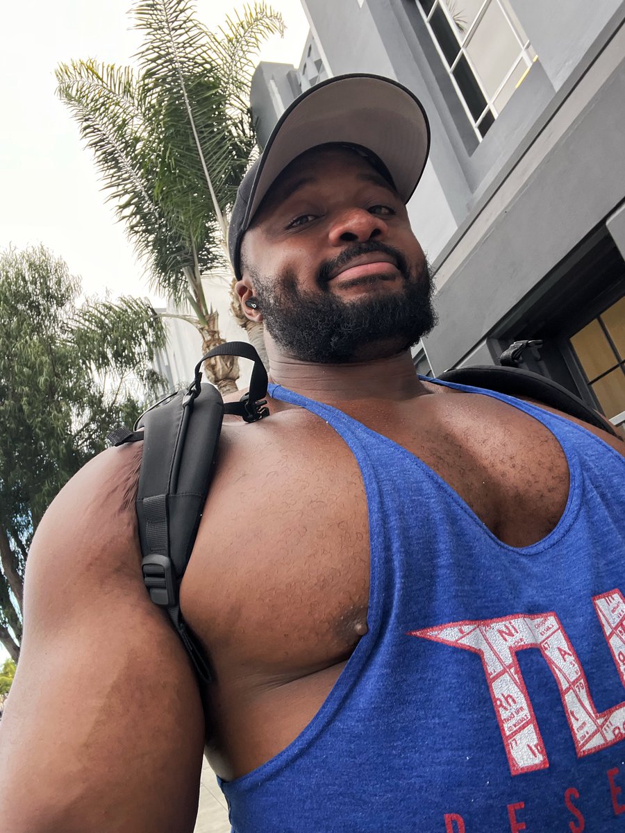 CocoaMuscle 💪🏿🐻 tweet media