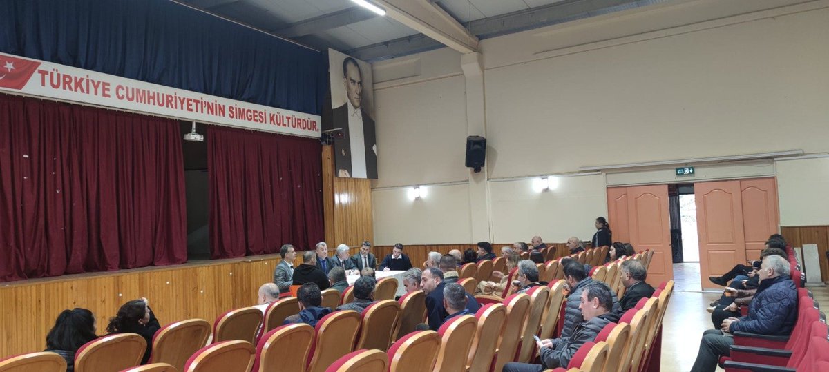 DidimMem's tweet photo. 2025-2026 Eğitim Öğretim Yılı II. Dönem kurum müdürleri toplantısı, İlçe Milli Eğitim Müdürümüz Sayın Şakir Sait Üstündağ başkanlığında yapıldı... 
Ayrıntılar: https://t.co/DvopiWmMBn https://t.co/wmkGpTLNxZ