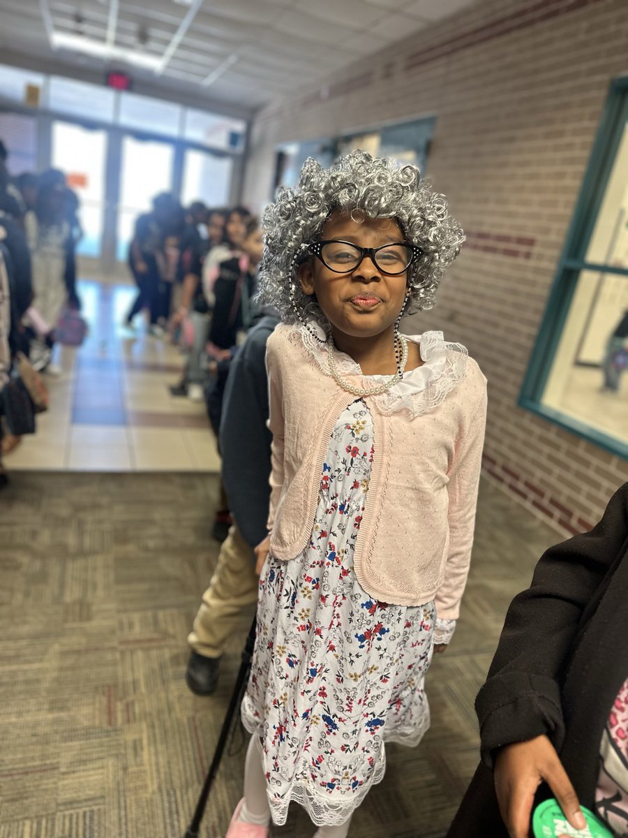 Thompson Elementary tweet media