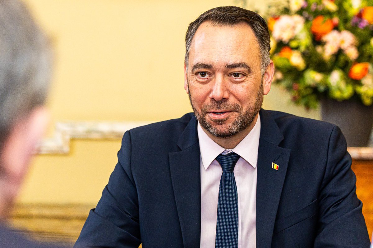 🇺🇳 Very pleased to meet with <a href="/UNRWA/">UNRWA</a> Commissioner-General <a href="/UNLazzarini/">Philippe Lazzarini</a> in Brussels today.

UNRWA supports 5 million Palestine refugees across Gaza, the West Bank, Lebanon, Jordan, and Syria. 5 million people who depend on UNRWA for education, healthcare, relief, and social