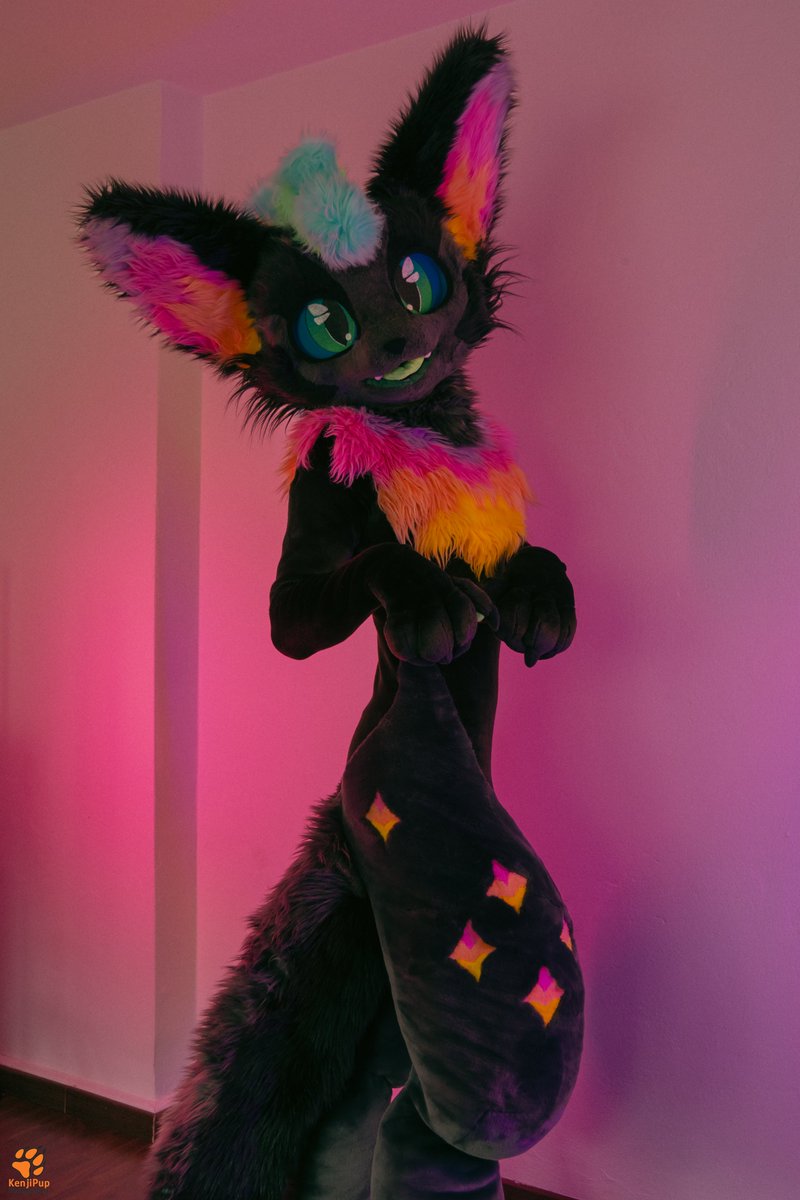 Its #FursuitFriday and a wild Gremlin appeared in your Livingroom!

What do you do now!? OwO
📸 <a href="/kenji_pup/">Pup Kenji 🔜 NFC</a>