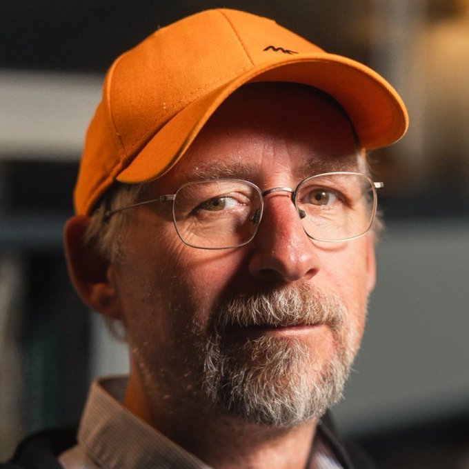 Gozek382's tweet image. Bitcoin can never go to $0 because Adam Back has a buy order for 21 million Bitcoin at $0.01