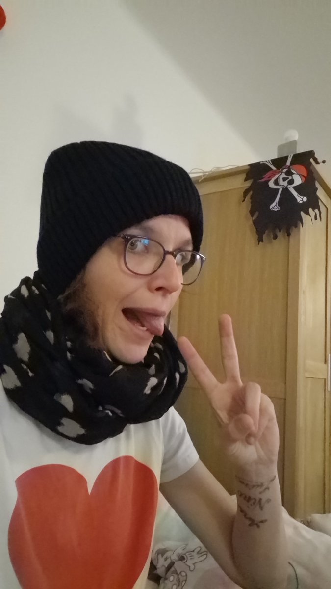 Kesse_Hexe_1993's tweet photo. Huhu meine lieben wollte mich auch mal kurz bei euch melde seit mir nicht böse aber ich bin momentan selten online oder aktiv weil ich mich viel zurück ziehe weil mir geht es momentan nicht so gut aber so bald es mir besser geht bin ich mehr aktiv oder online 😍😘🥰 https://t.co/Dw0gb5TN1f