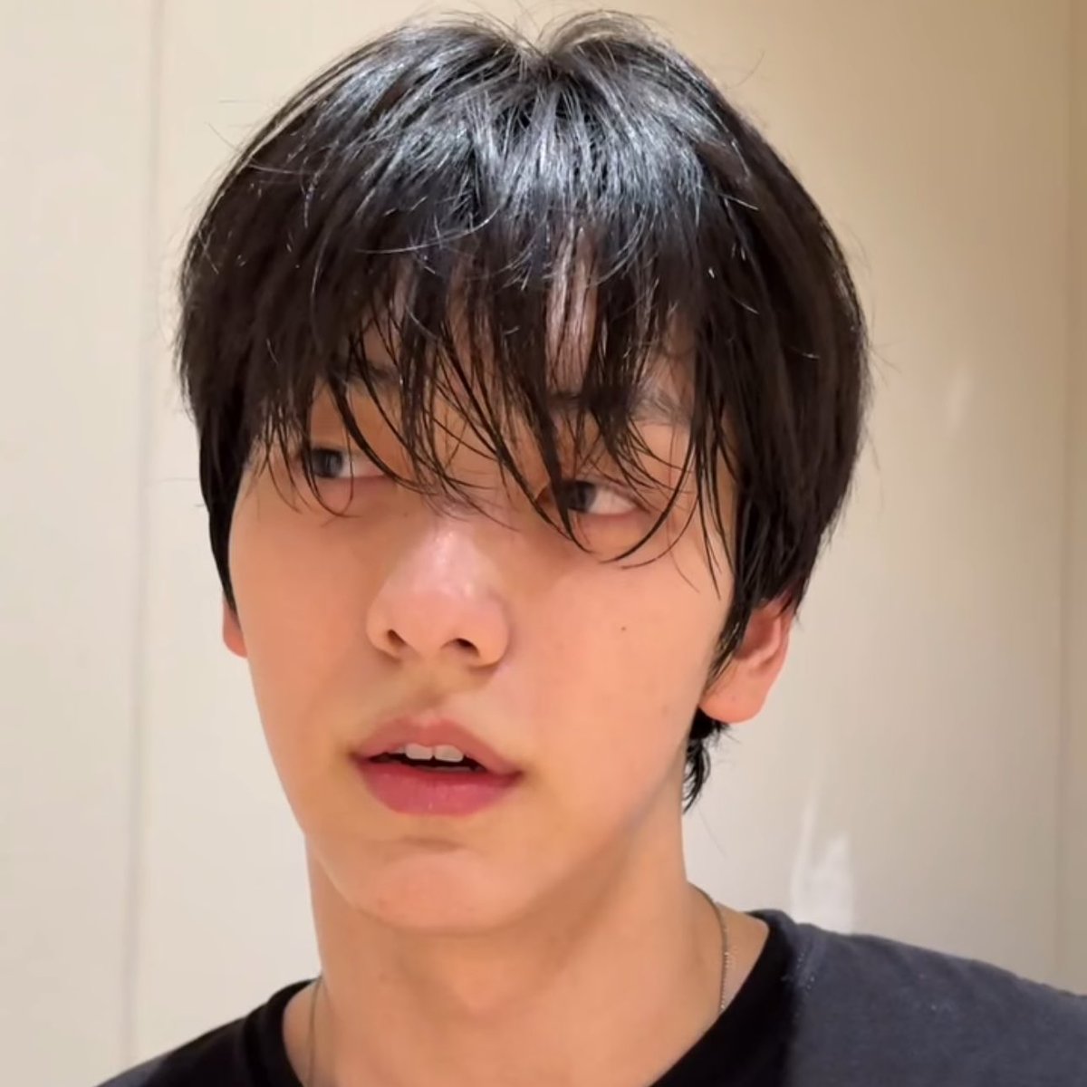 calenbinie's tweet image. don't even joke