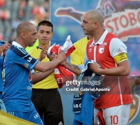 Omar Pérez es uno de los mejores rivales que tuvo Millonarios y lo digo así porque su fútbol era una cosa extraordinaria y ni hablar de todo lo que le aportó y dió al rival.

Ojalá tenga una pronta recuperación.