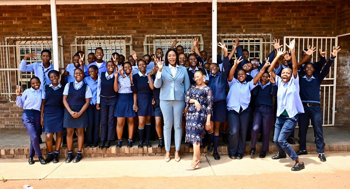 DIRCO_ZA's tweet photo. Deputy Minister Moraka's #DIRCOBackToSchool programme at #MatswaraSecondarySchool is not just about the start of 2026 Academic year, —it’s about where these learners will be in 10 years and beyond.
#FutureDiplomats
#StudyAbroad #DIRCOConsular #BackToSchool2026 https://t.co/lgaxIH1zWW