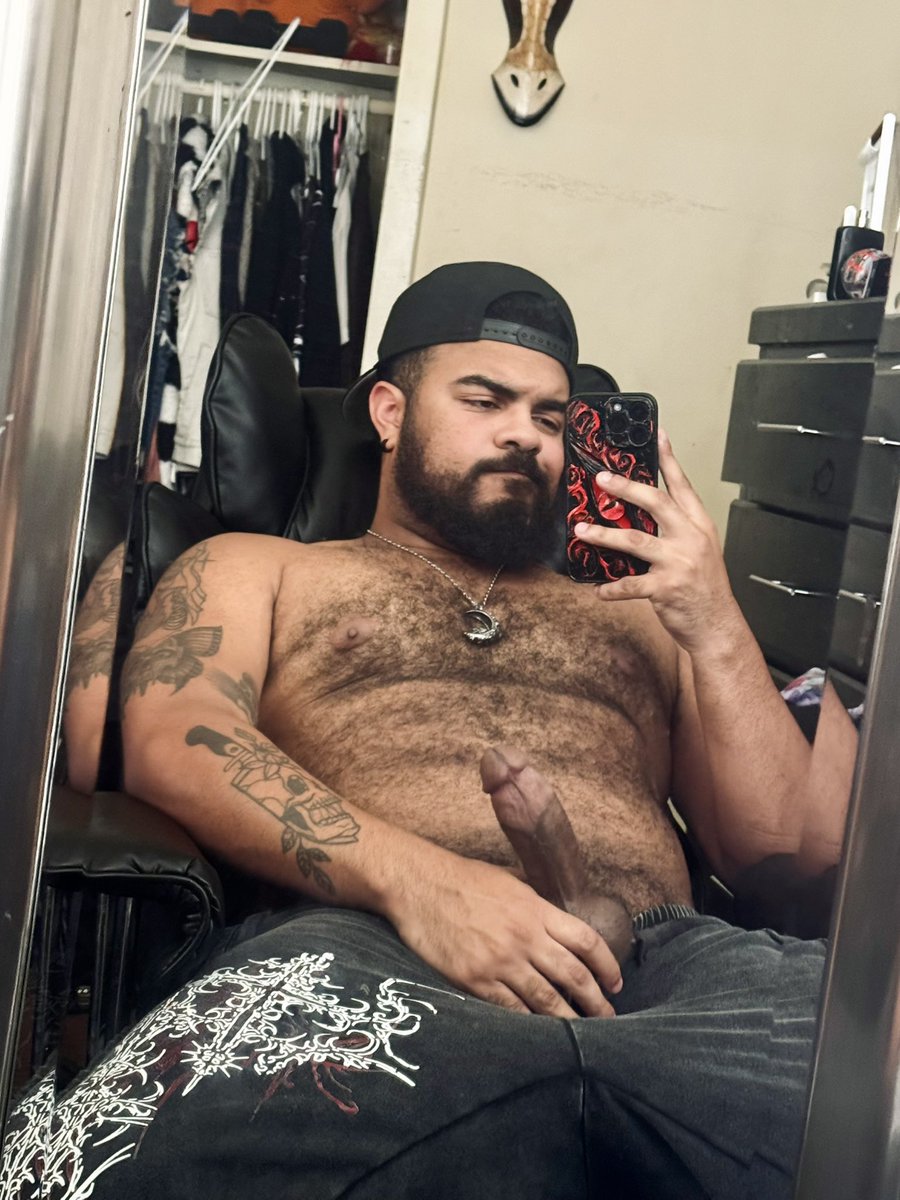 get to work baby 🖤