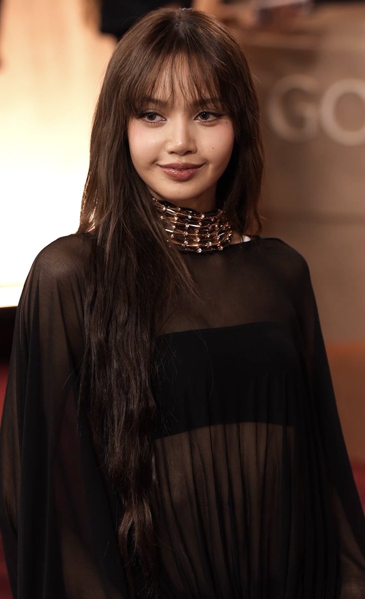 LISA has officially been cast in upcoming romantic-comedy inspired by the legendary film Notting Hill (1999) starring Julia Roberts &amp; Hugh Grant ✨