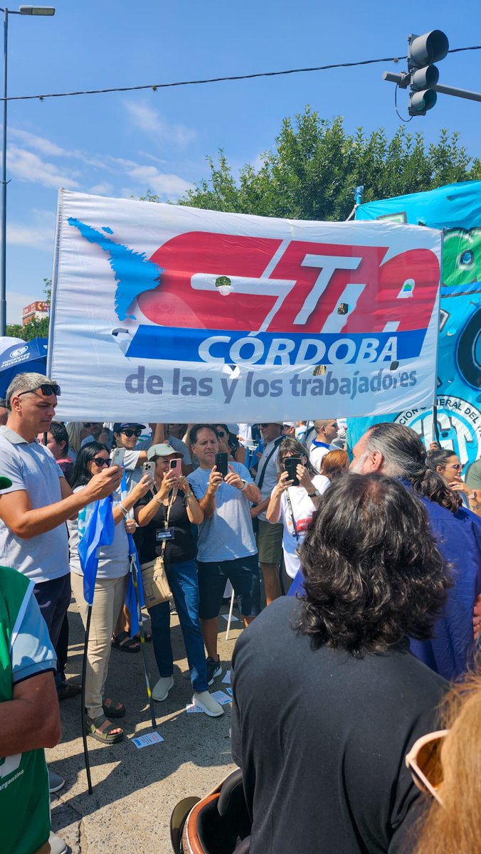 Hugo Yasky tweet media