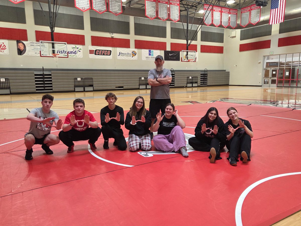 Last practice before Regionals.
#RiseUp #212 #OneDegreeMore
<a href="/LBAthleticBoost/">LBHS_Athletic_Boosters</a> <a href="/LakeBeltonHS/">Lake Belton High School</a>