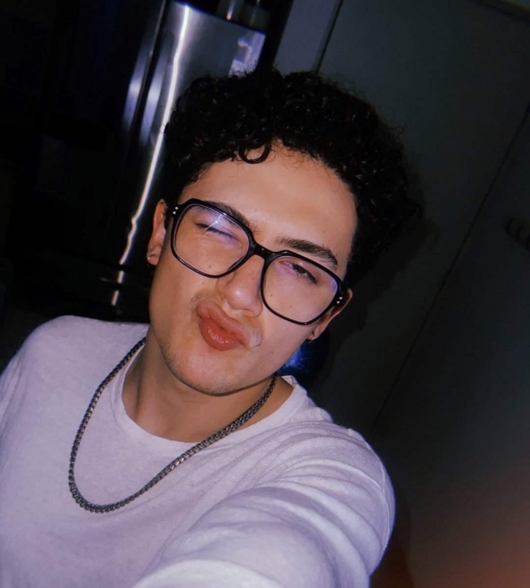 rory ͙͘͡★ tweet media