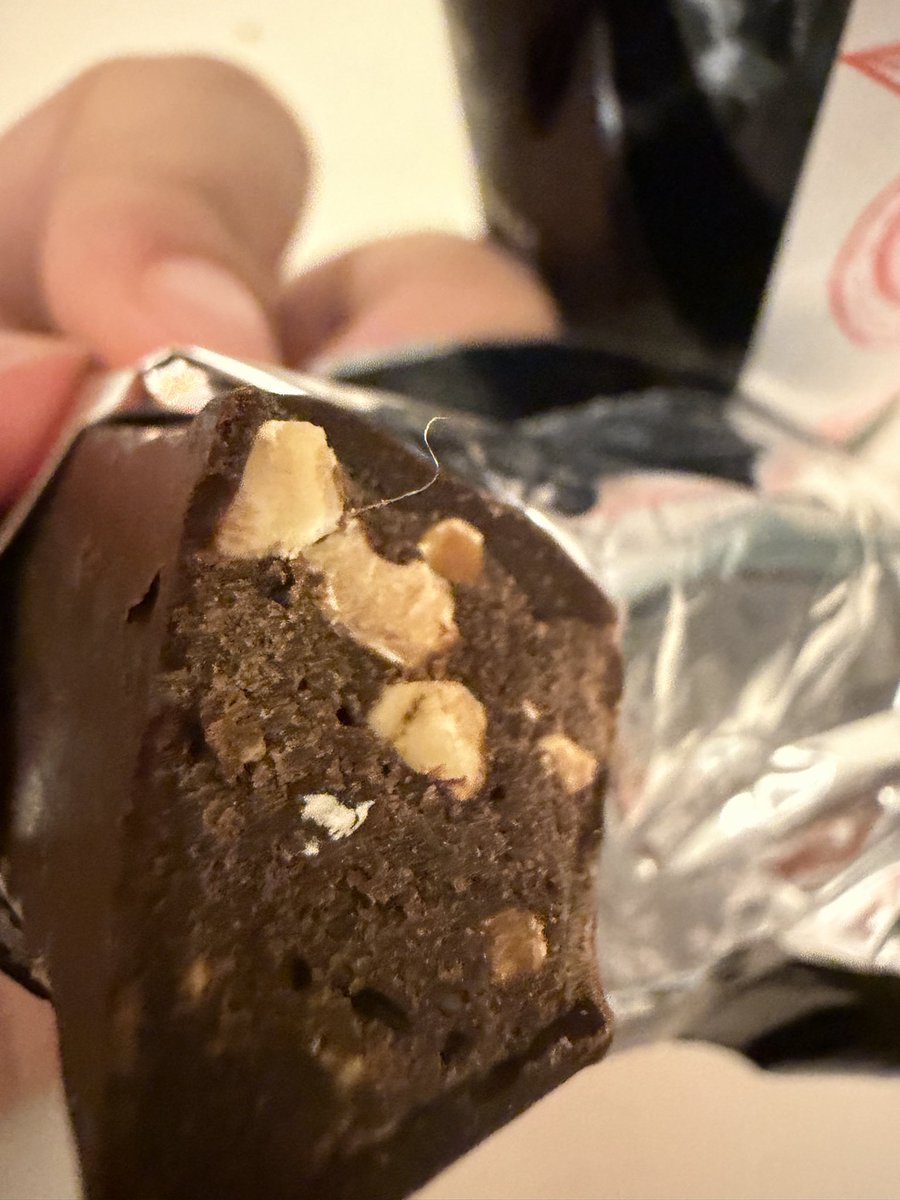 bitterzede tweet media