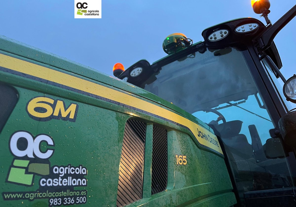 💚 Nueva entrega en Pinillos de Polendos (Segovia)📍,hemos hecho entrega de este John Deere 6M 165 a Fausto Encinas S.C., con Jesús al frente, una explotación que es referencia absoluta en la zona tanto en porcino como en agricultura 💪🏼🐖🌾