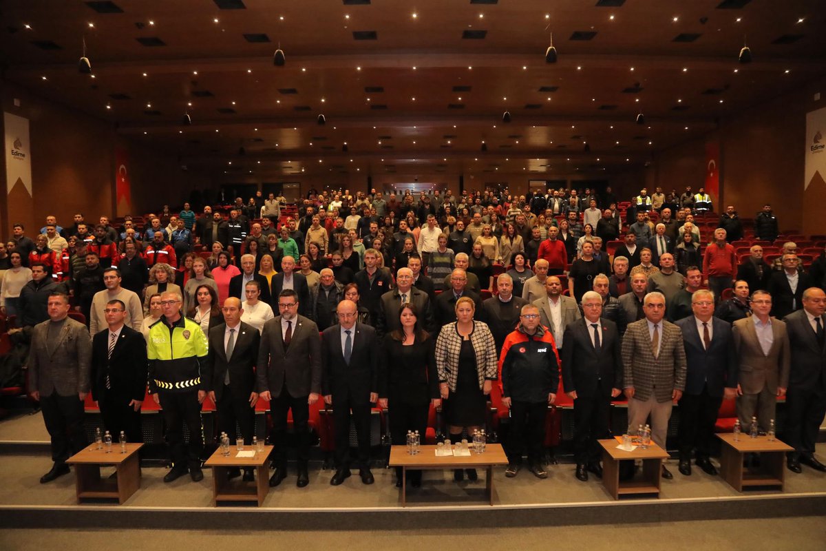 edirnejmo's tweet photo. 6 Şubat 2023’te yaşanan ve hafızalarımıza kazınan depremin yıldönümünde Edirne Belediyesi iş birliğiyle, JMO Edirne İl Temsilciliğimiz adına değerli hocamız; Prof. Dr. Okan Tüysüz, “Türkiyeve Edirne Depremselliği” sunumu gerçekleştirildi
@EdirneBel @tmmobjmo @jmoistanbull https://t.co/XnuZgRhtSo