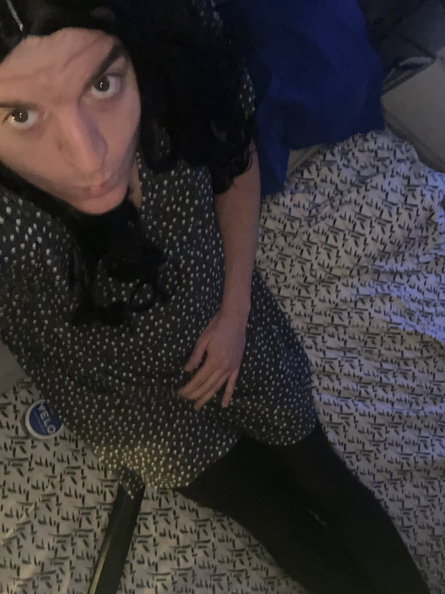 Emily Louise Cartwright tweet media