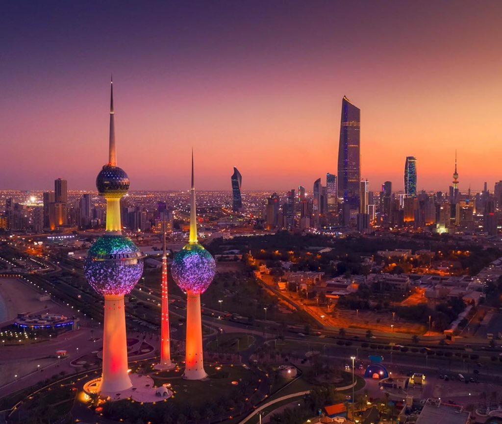 kh3lij_Arabi's tweet image. الدول الخليجية الأعلى نموًا وجذبًا للسياح في 2025:

🇸🇦 السعودية: 30 مليون سائح
🇦🇪 الإمارات: 25.3 مليون سائح  (9 أشهر)
🇧🇭 البحرين: 15 مليون سائح
🇰🇼 الكويت: 8.6 مليون سائح
🇶🇦 قطر: 5.1 مليون سائح

(بعض البيانات حتى 9 أشهر من عام 2025)  
المصدر: CNN Business | بيانات رسمية