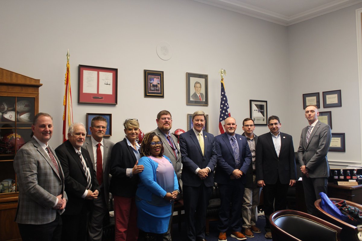 Mike Rogers tweet media