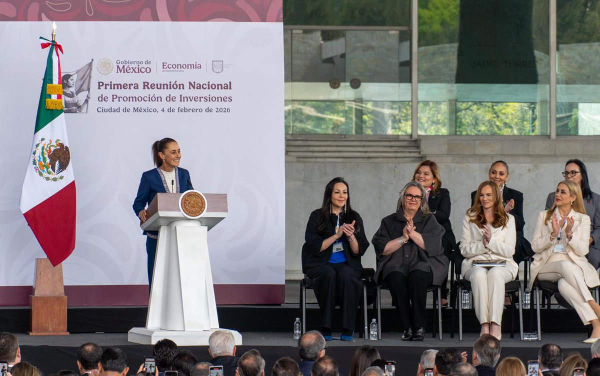 gobyuccdmx's tweet photo. En este marco, Yucatán refrendó su papel estratégico en la agenda nacional de desarrollo, con los avances del Renacimiento Maya, bajo la visión de nuestro Gobernador @huachodiazmena,  como expresión de una visión de crecimiento territorial de largo plazo. https://t.co/cKHFtvDNtf