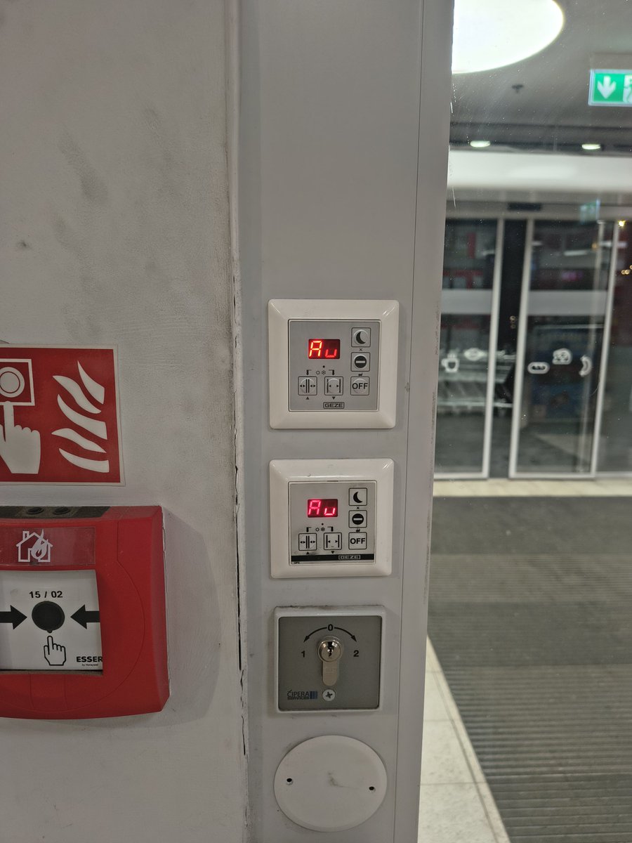 L. unfiltered tweet media