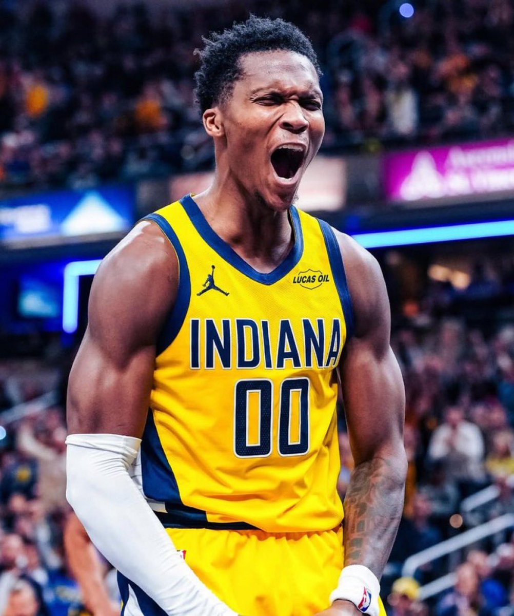 TheHoopCentral's tweet image. BREAKING: Bennedict Mathurin is headed to the Clippers as part of the trade, via @MikeAScotto.