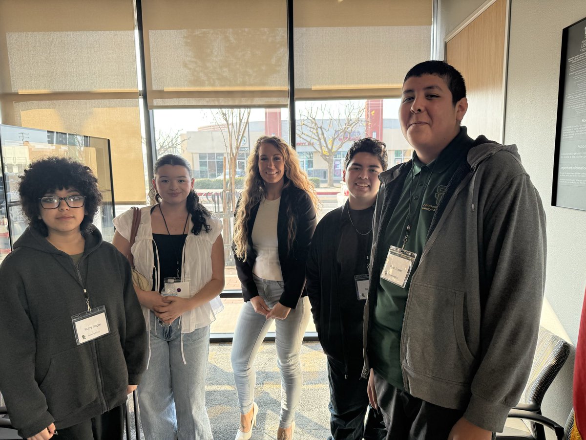 SUMMIT COLLEGIATE HIGH SCHOOL tweet media