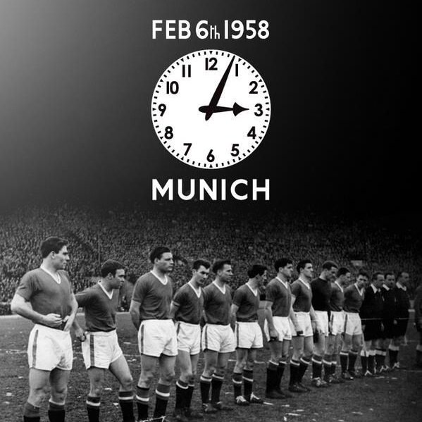 UtdDistrict's tweet photo. 68 years. Forever in our hearts. ❤️

#FlowersOfManchester 🌹 https://t.co/bkB5Vum8AP