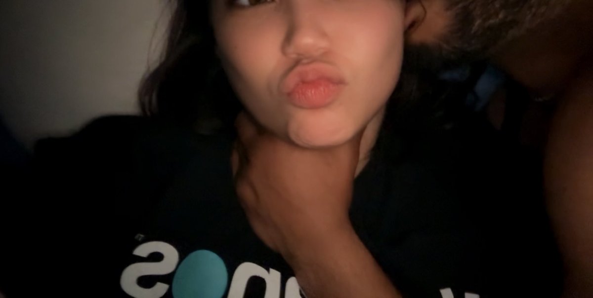 swt_obsession's tweet image. Choke me just a little 🥹 plz