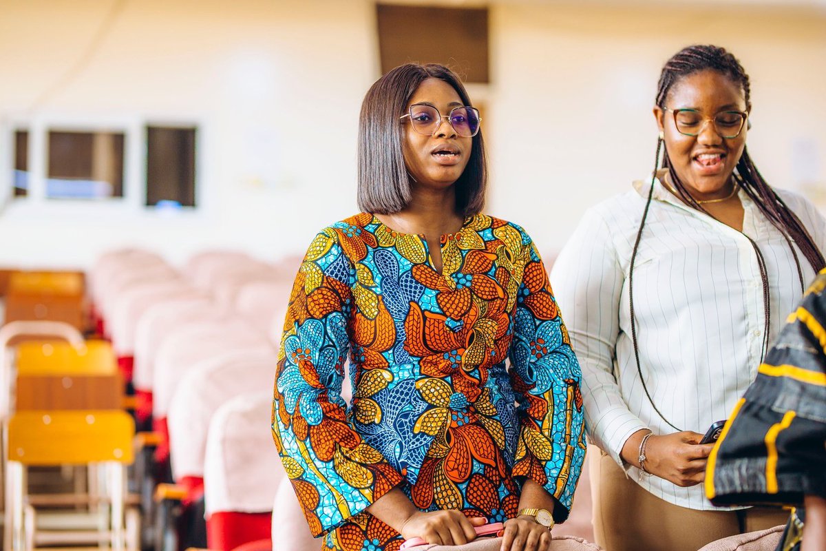 Miss Selma YODA tweet media