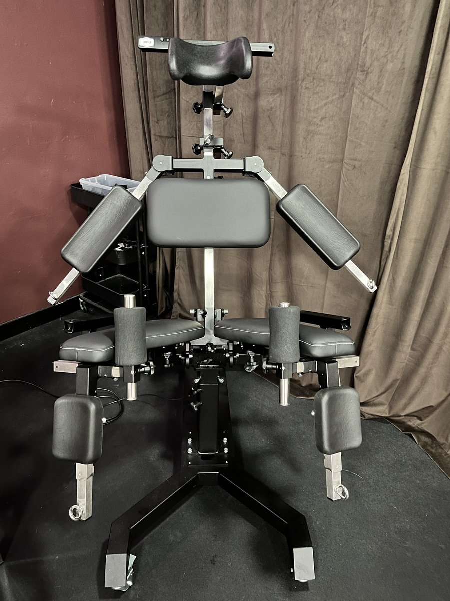 Seattle Dominatrix ~ Domina Jane tweet media