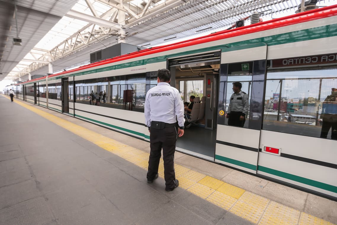 📃 #ComunicadoDePrensa

Tren "El Insurgente" en EdoMéx cuenta con Senderos
Seguros y sistema de videovigilancia en las siete estaciones.

Más información: 👇🏼