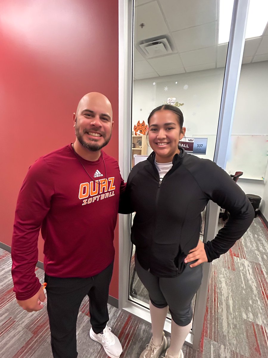 Cienna Hernandez tweet media